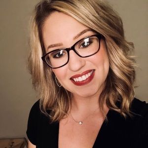 Meet your Posher, Michaela